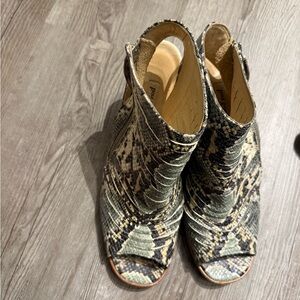 Paul Green Snakeskin Open Toe Booties Heeled Sandals